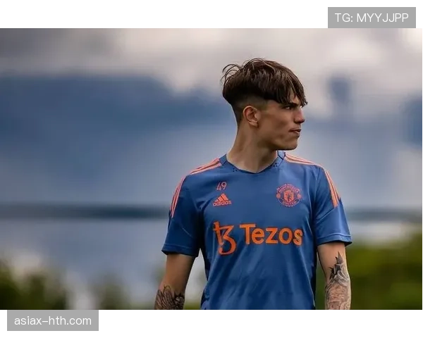 滕哈赫战术奏效，球队关键战强势突破表现抢眼